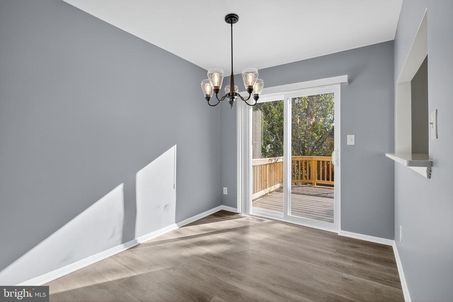 5203 Hil Mar Drive photo 8