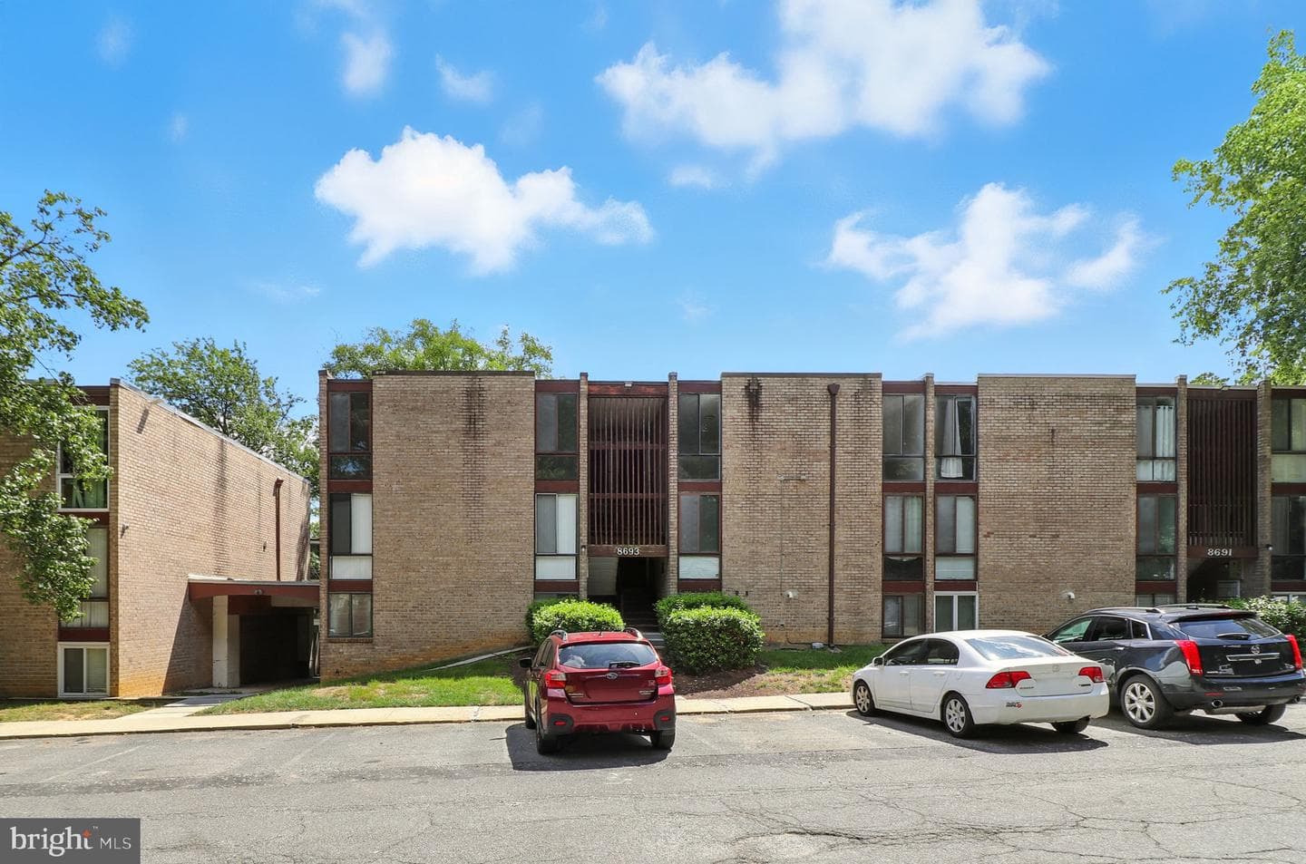 8693 Greenbelt Road #202 photo 1