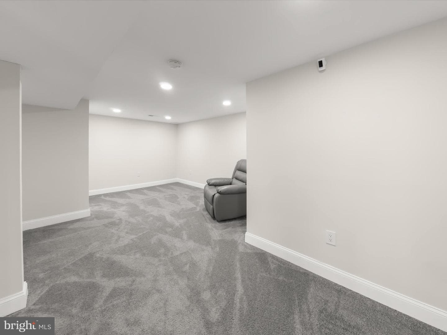 2910 Lumar Drive photo 20