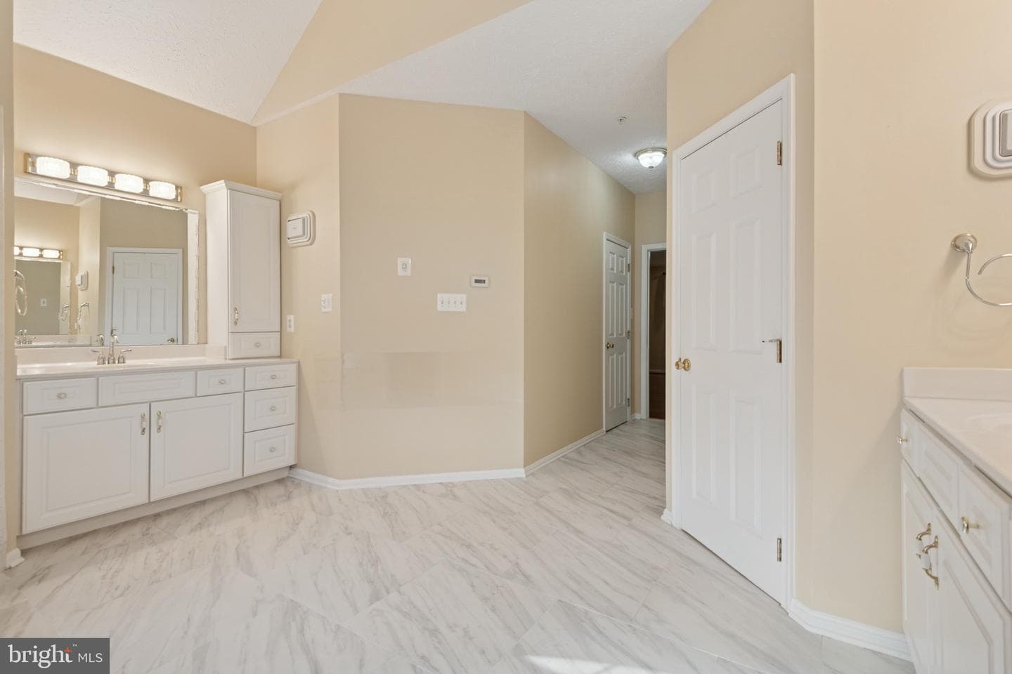 11470 Duley Station Road photo 18