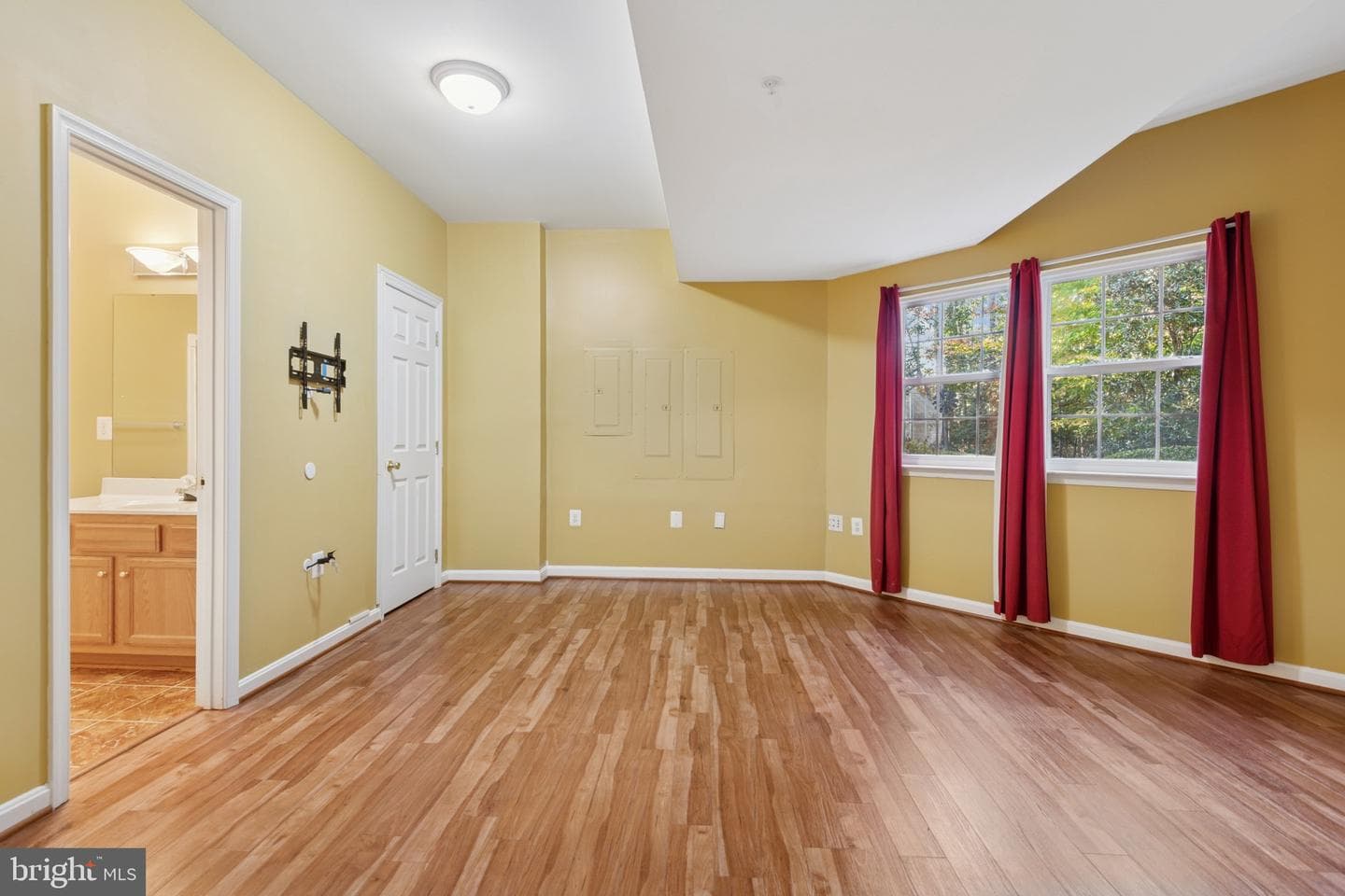 11470 Duley Station Road photo 32