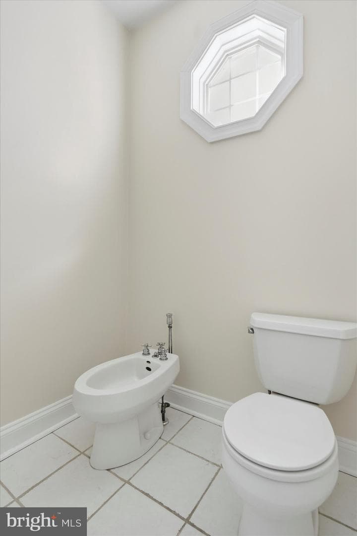 9410 52nd Avenue photo 25