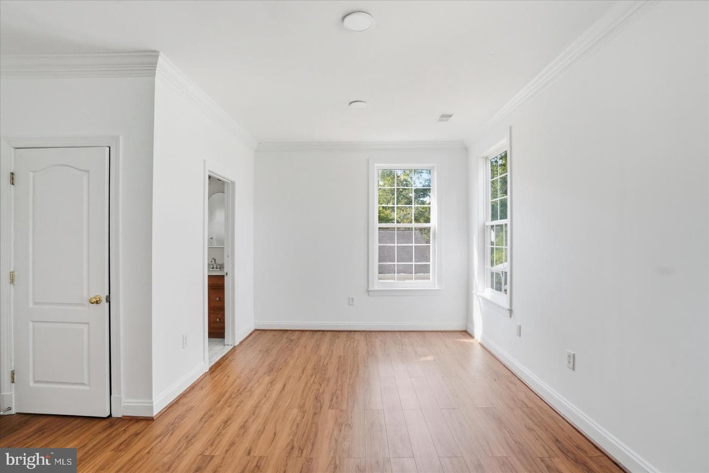 9410 52nd Avenue photo 28