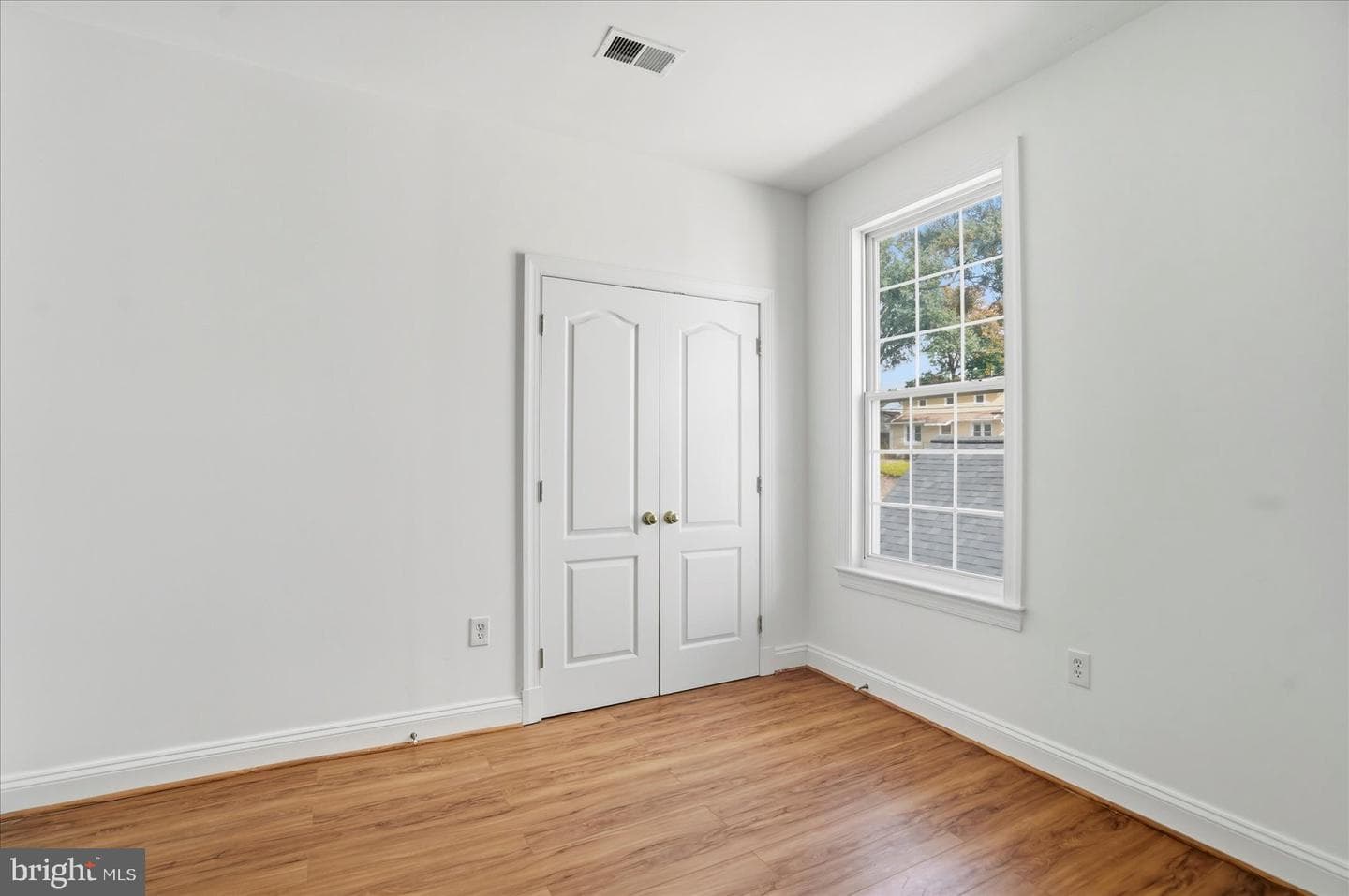 9410 52nd Avenue photo 34