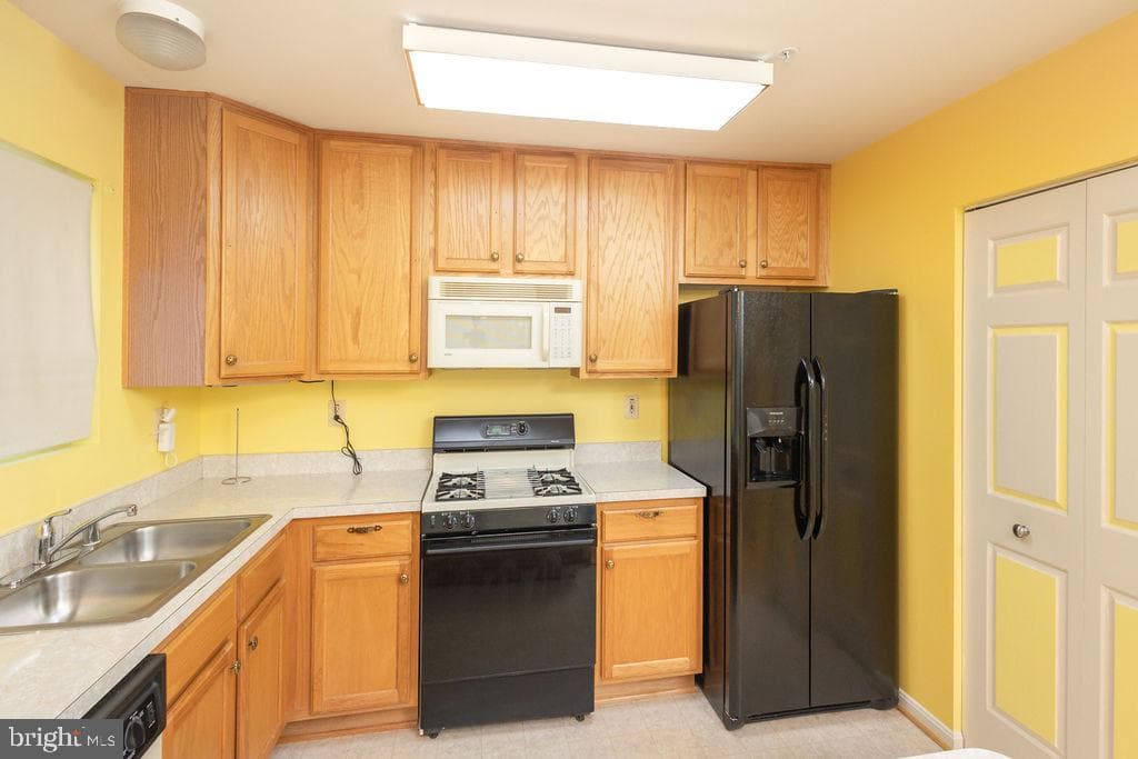 5839 Everhart Place photo 10