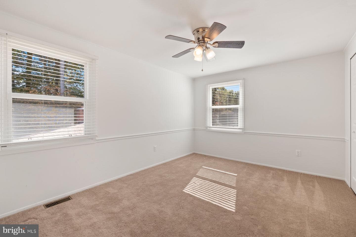 3913 York Lane photo 28