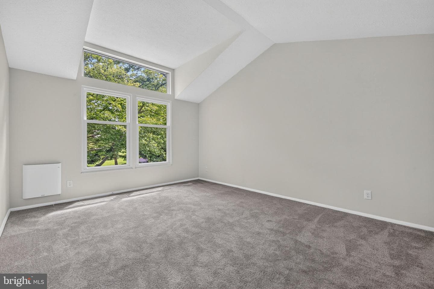 8106 Triple Crown Road photo 34