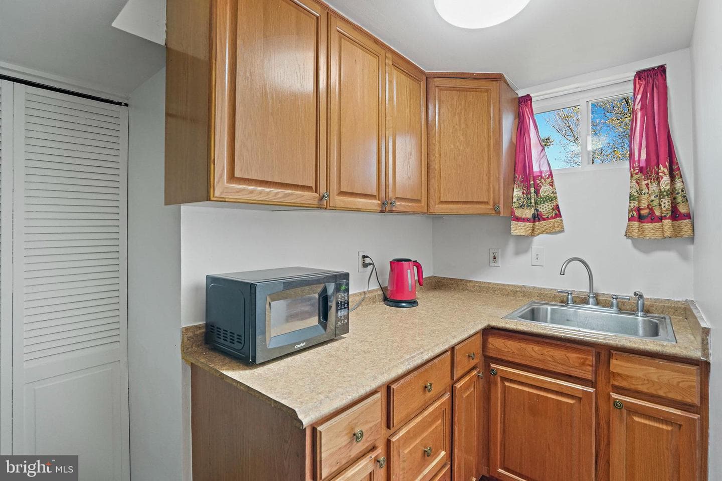7531 Dover Lane photo 21