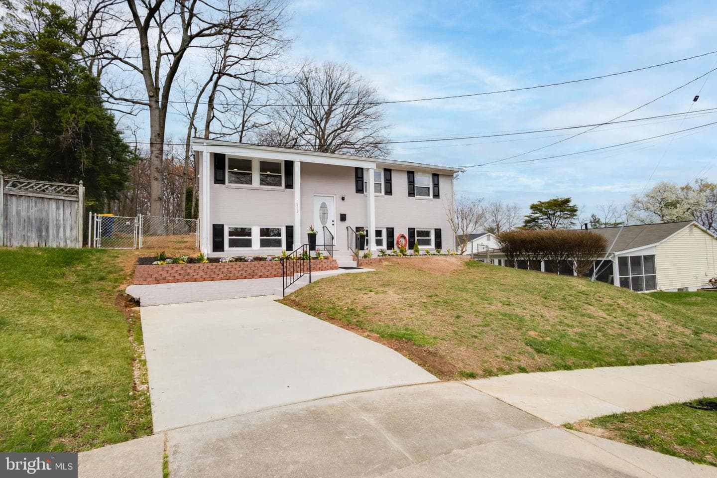 7819 Dellwood Avenue photo 2