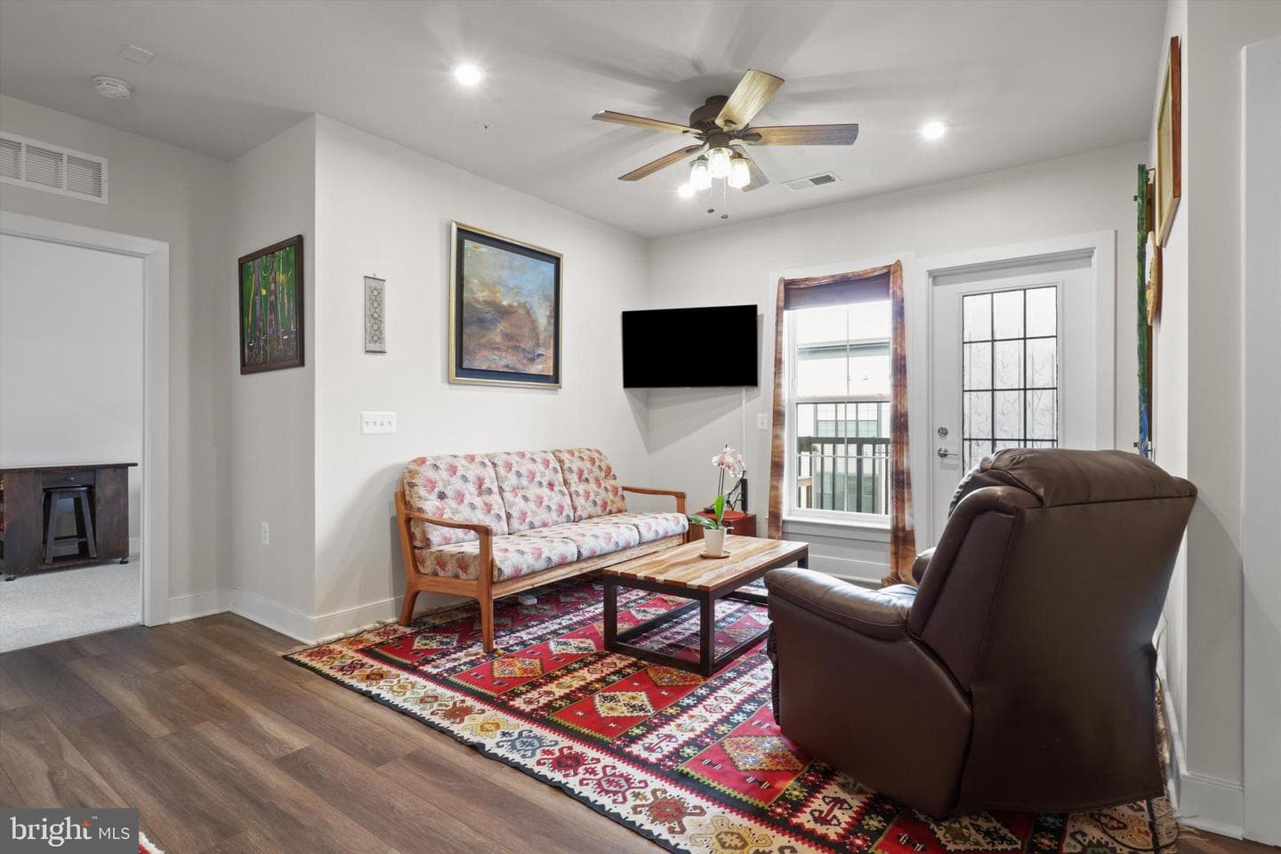 104 Saint Ives Place #409 photo 9