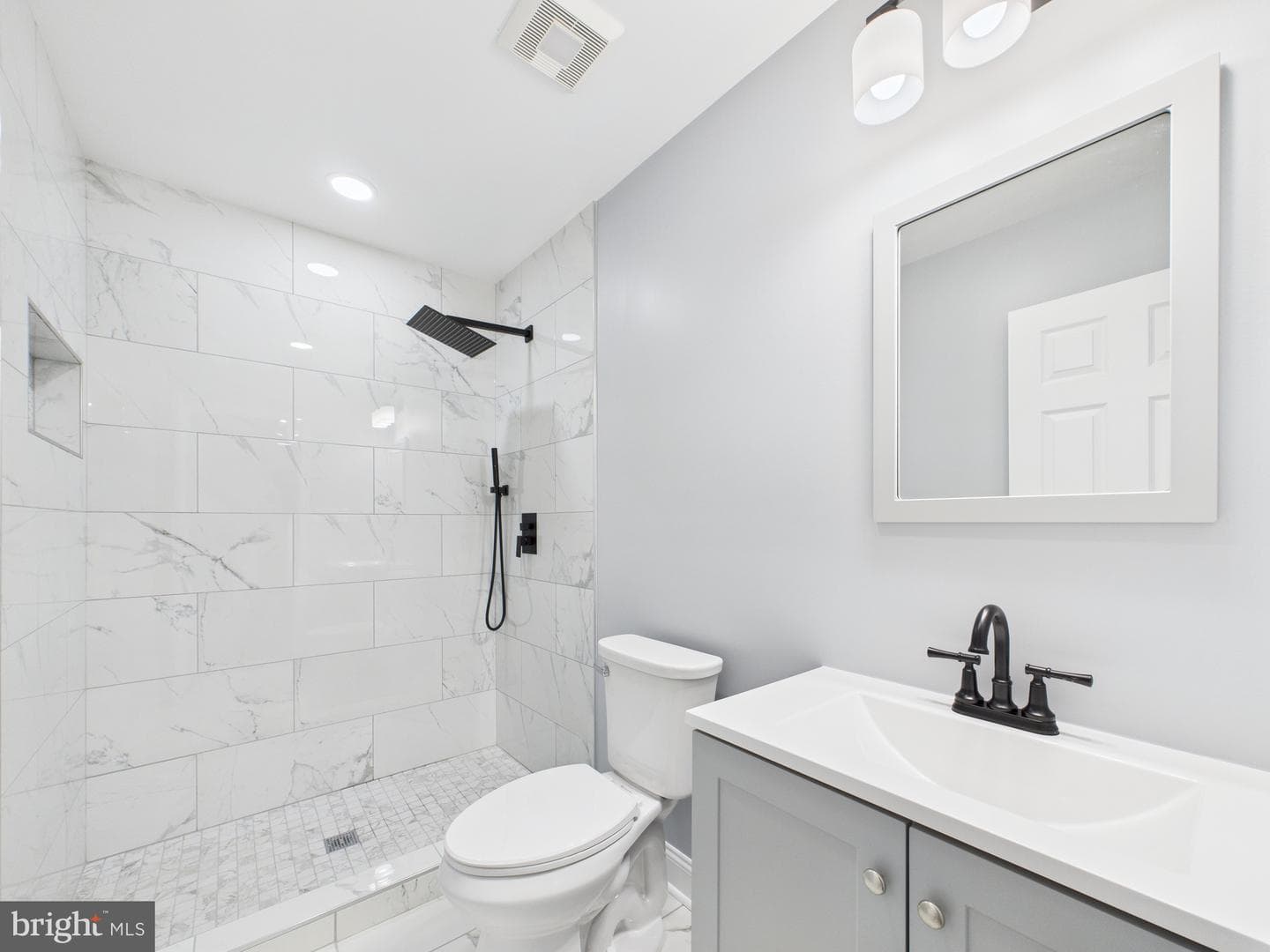 5010 Pierce Avenue photo 24