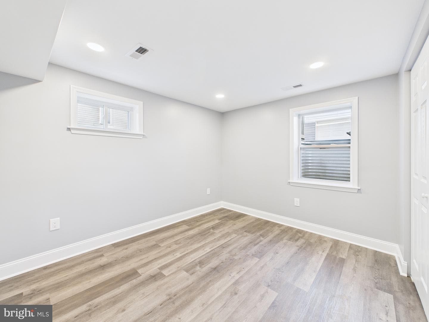 5010 Pierce Avenue photo 43