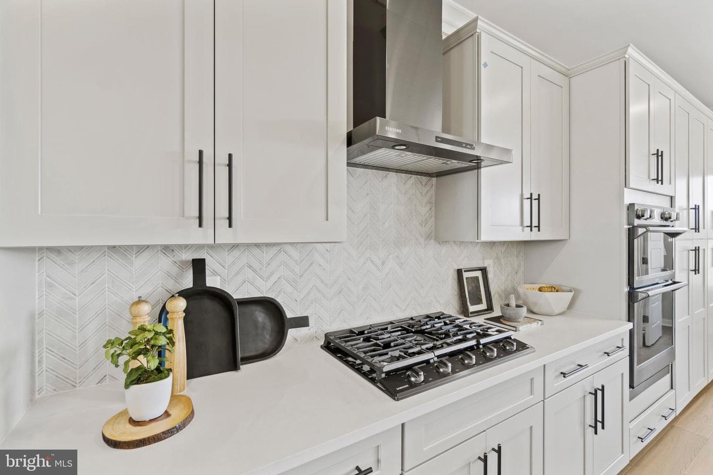 117 Summit Point Boulevard #17-J photo 3