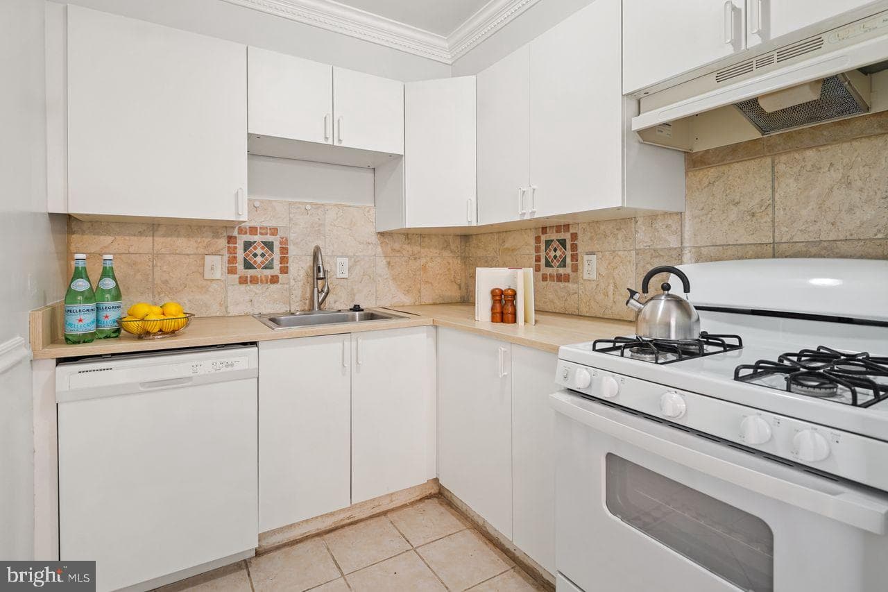 9250 Edwards Way #104-A photo 11