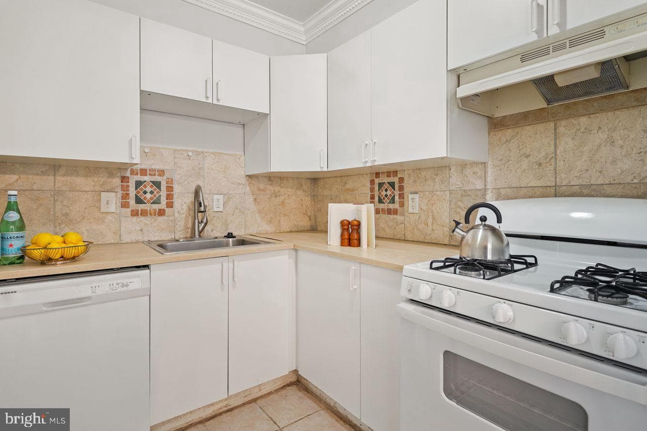 9250 Edwards Way #104-A photo 12