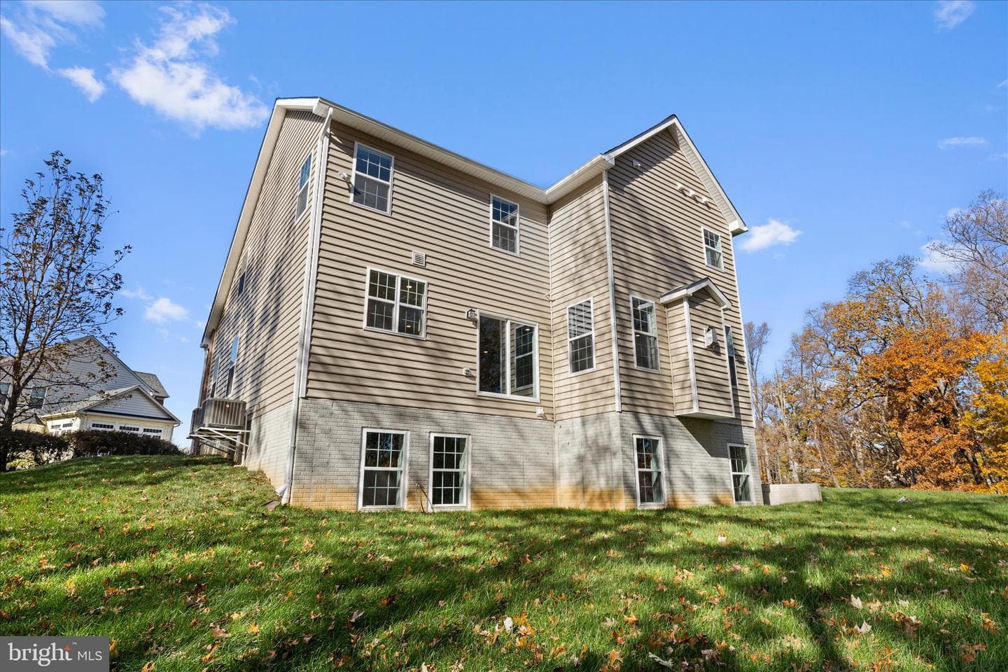 200 Lismore Drive photo 49