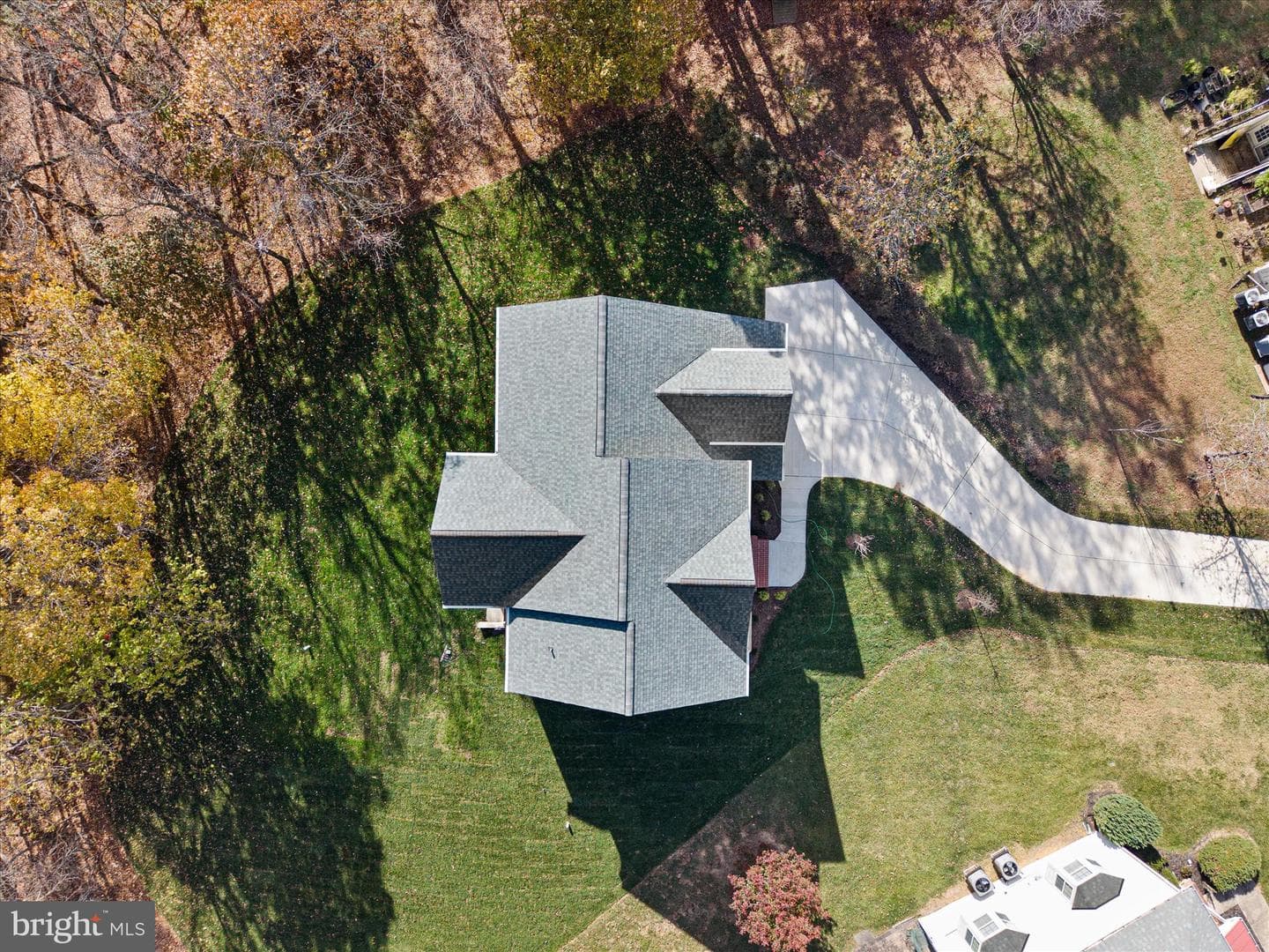 200 Lismore Drive photo 53