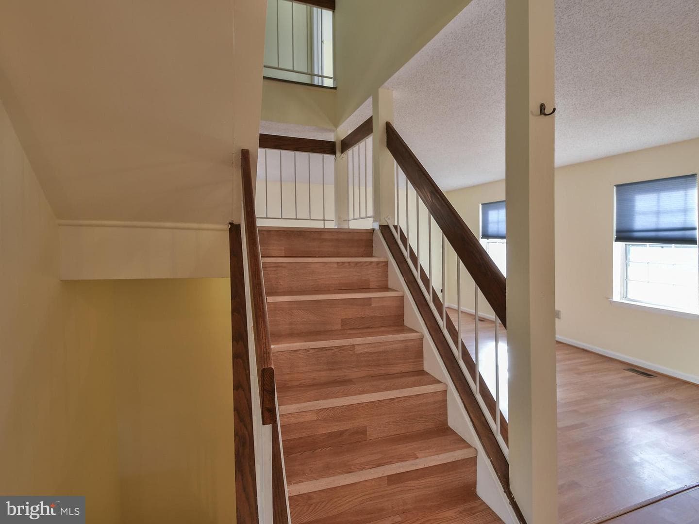 7906 Kara Court photo 32