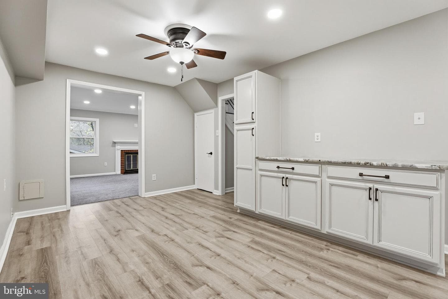 12804 Holiday Lane photo 7