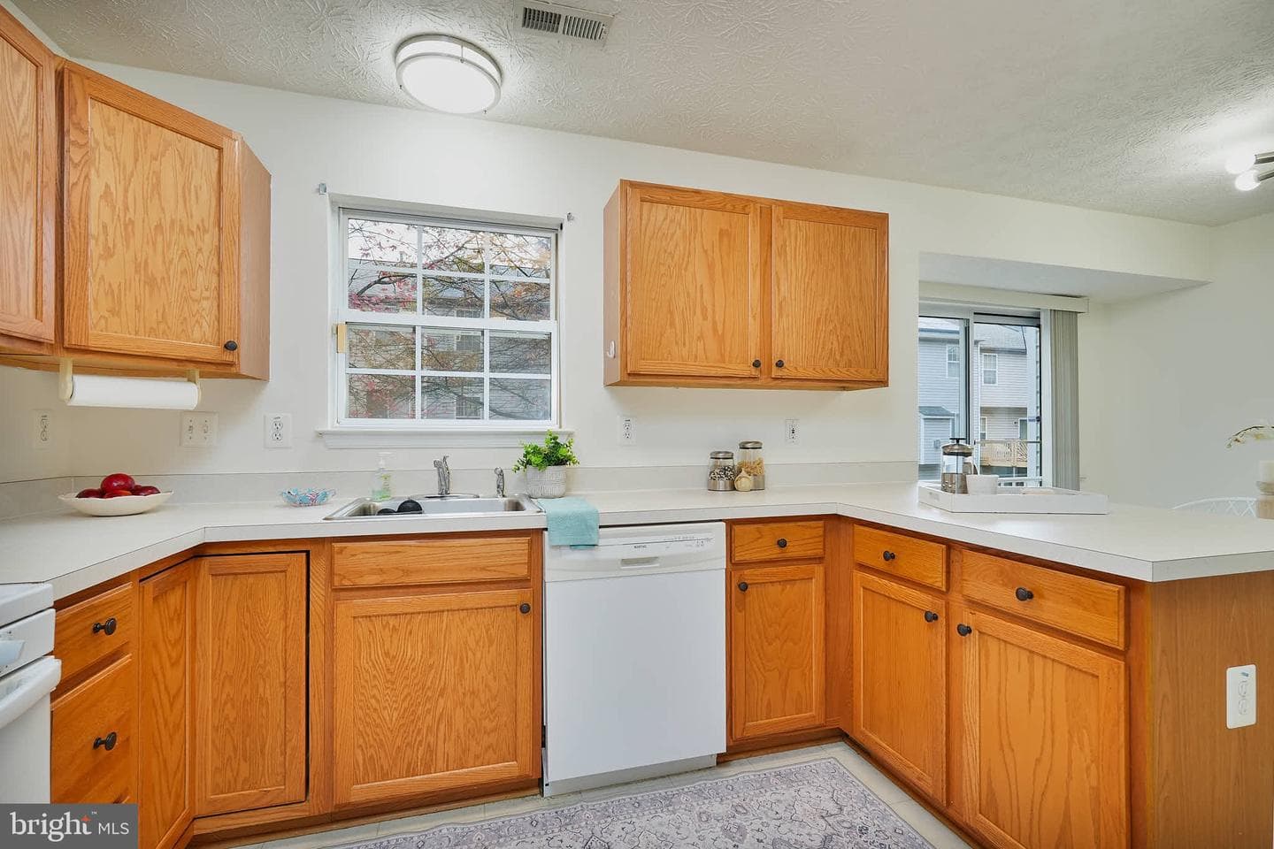 2400 Lemontree Lane photo 25