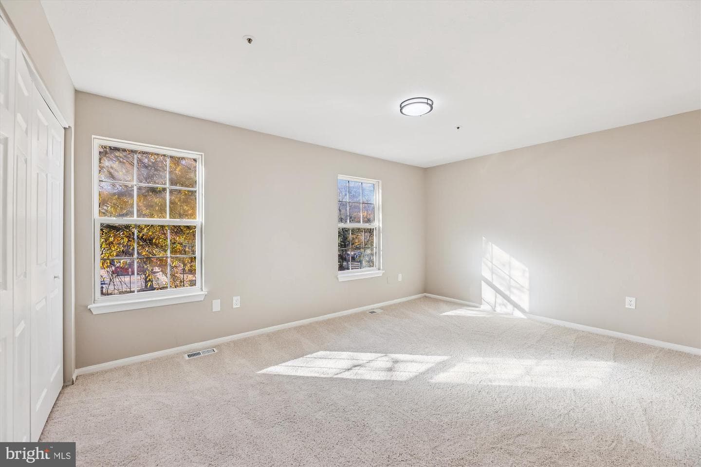 6906 Blue Holly Court photo 18