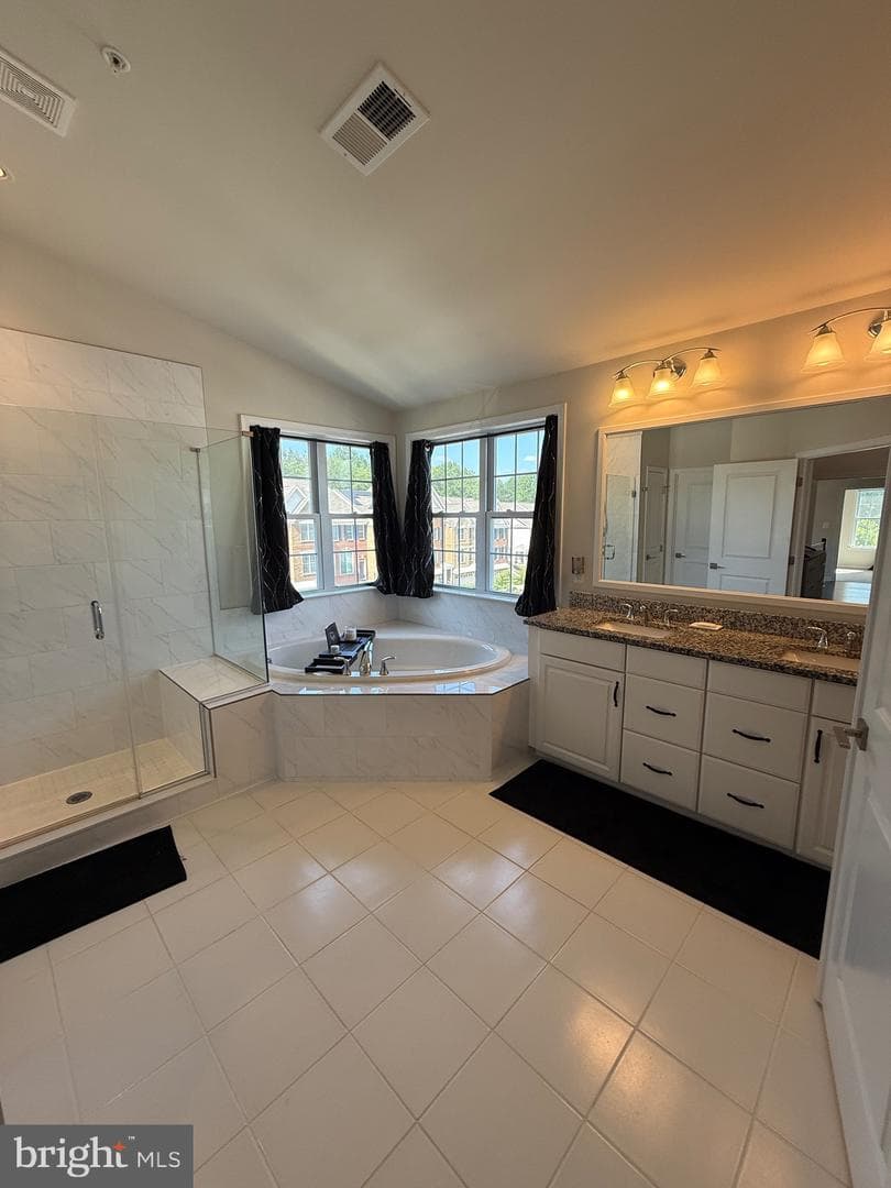 3600 Martingale Road photo 29