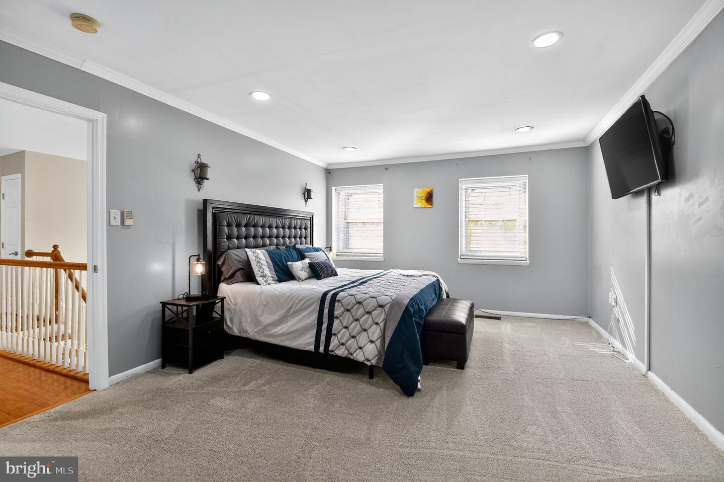 16504 Village Drive W photo 16