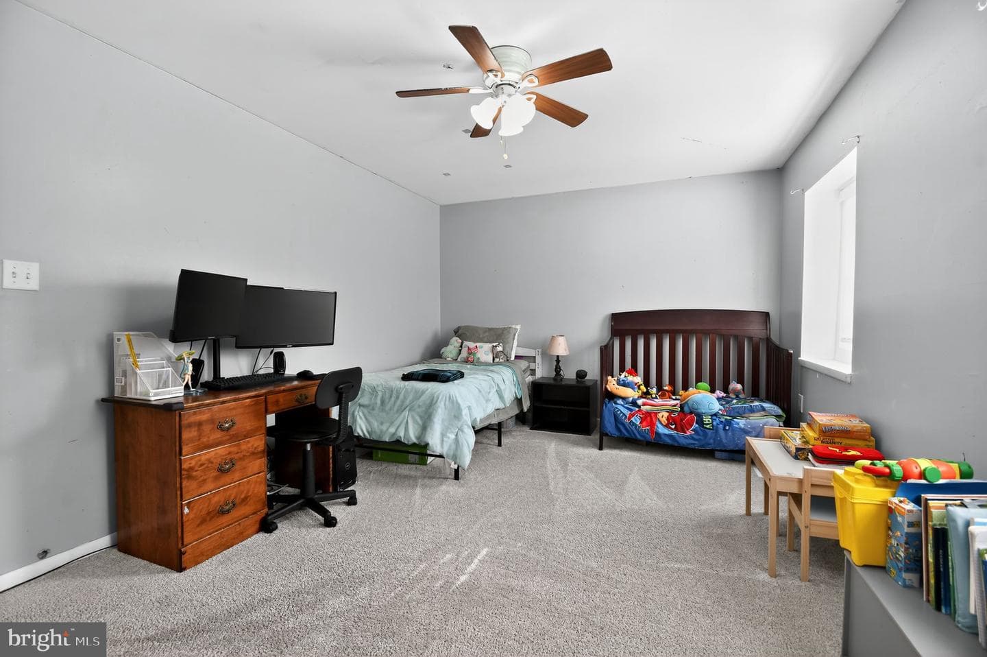 16504 Village Drive W photo 20