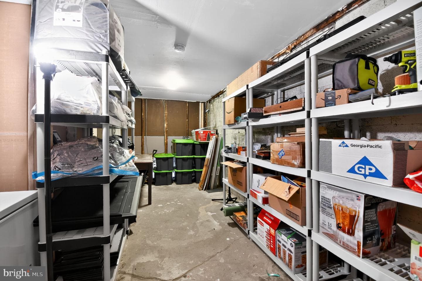 16504 Village Drive W photo 29