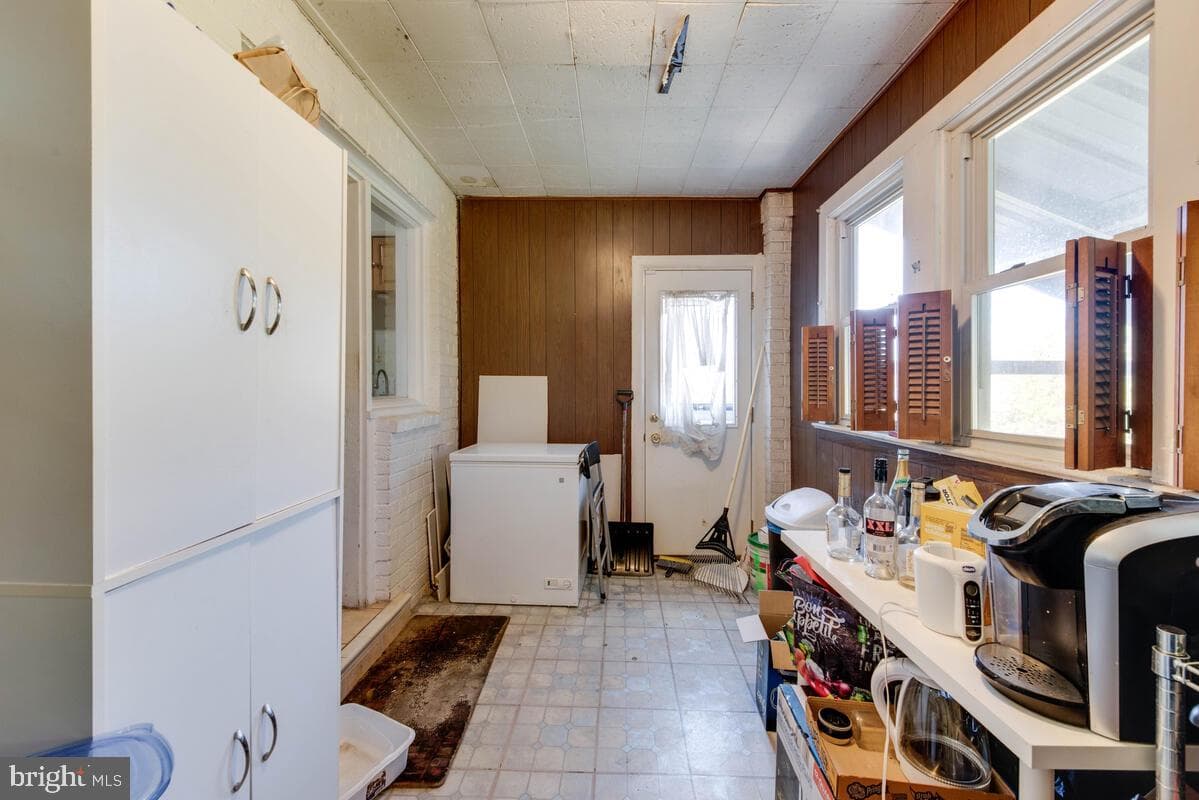 710 Somerset Place photo 12