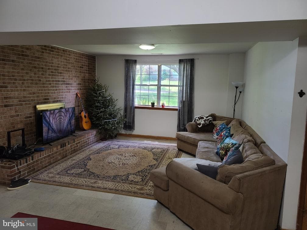 8705 38th Avenue photo 8