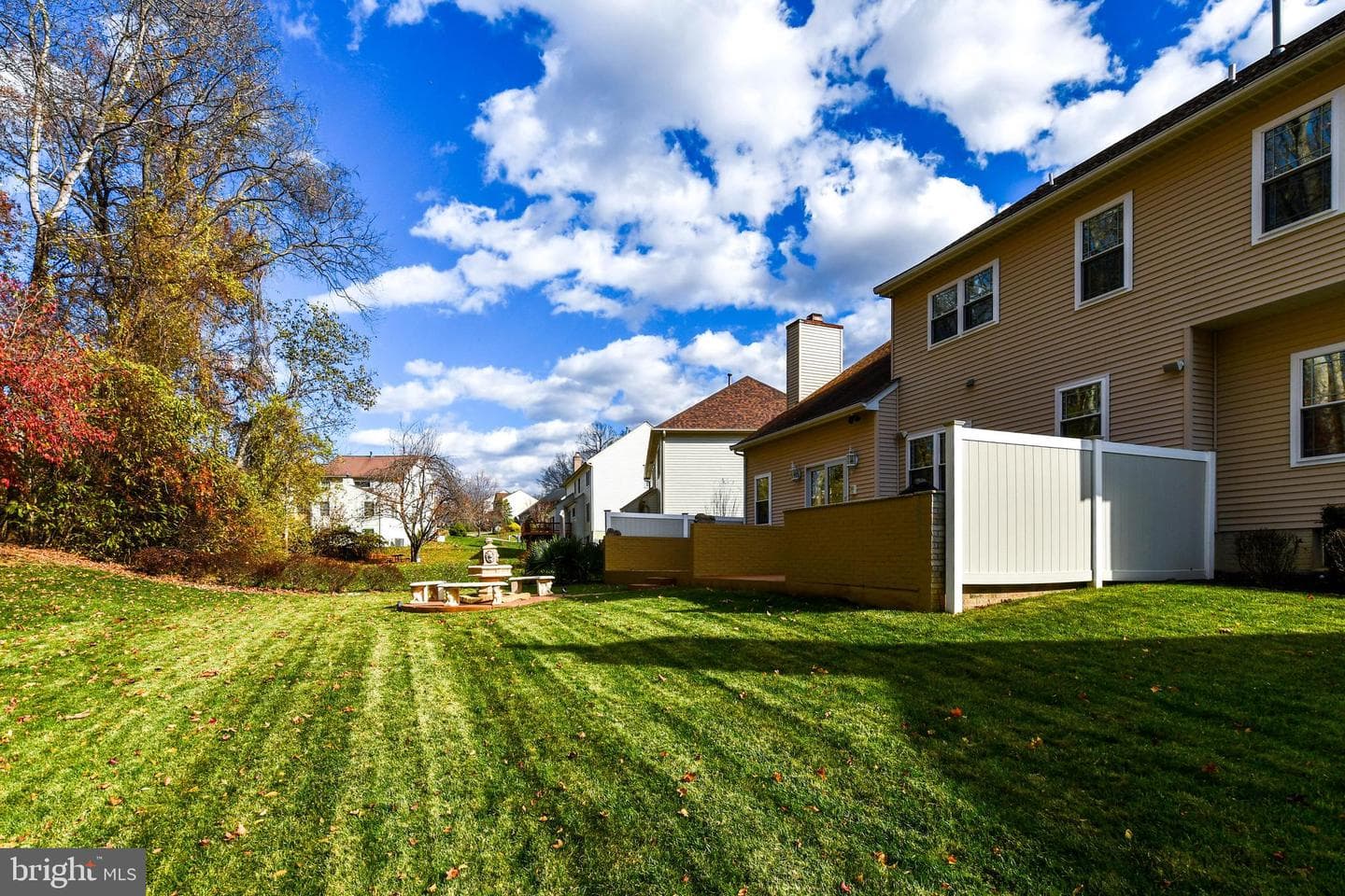 11406 Canterbury Court photo 64