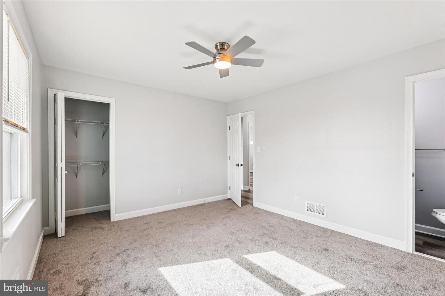 2016 Belfast Drive photo 12