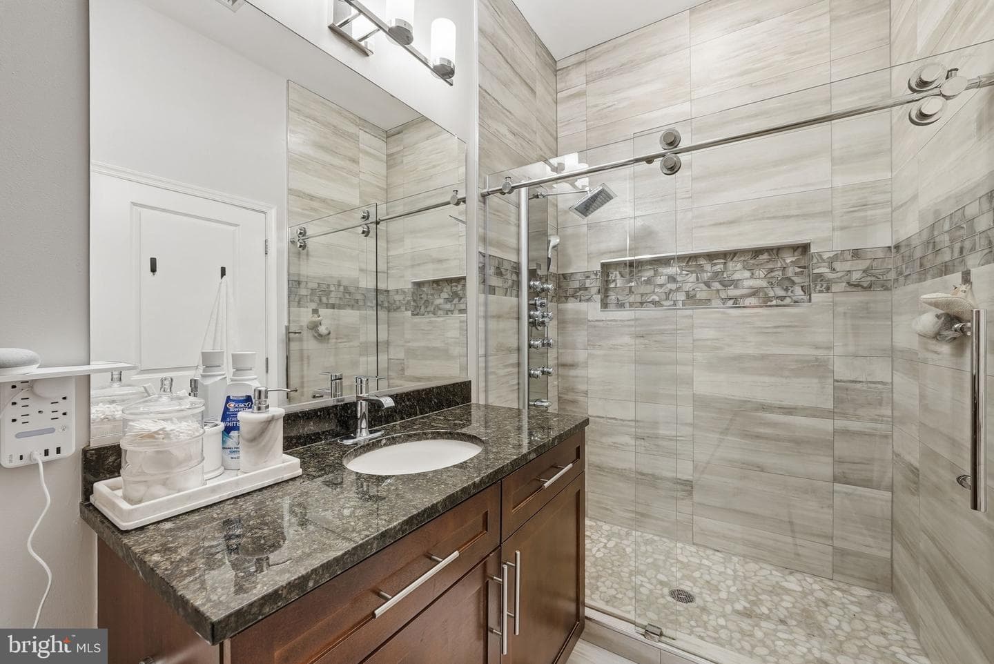 155 Potomac Passage #ph05 photo 19