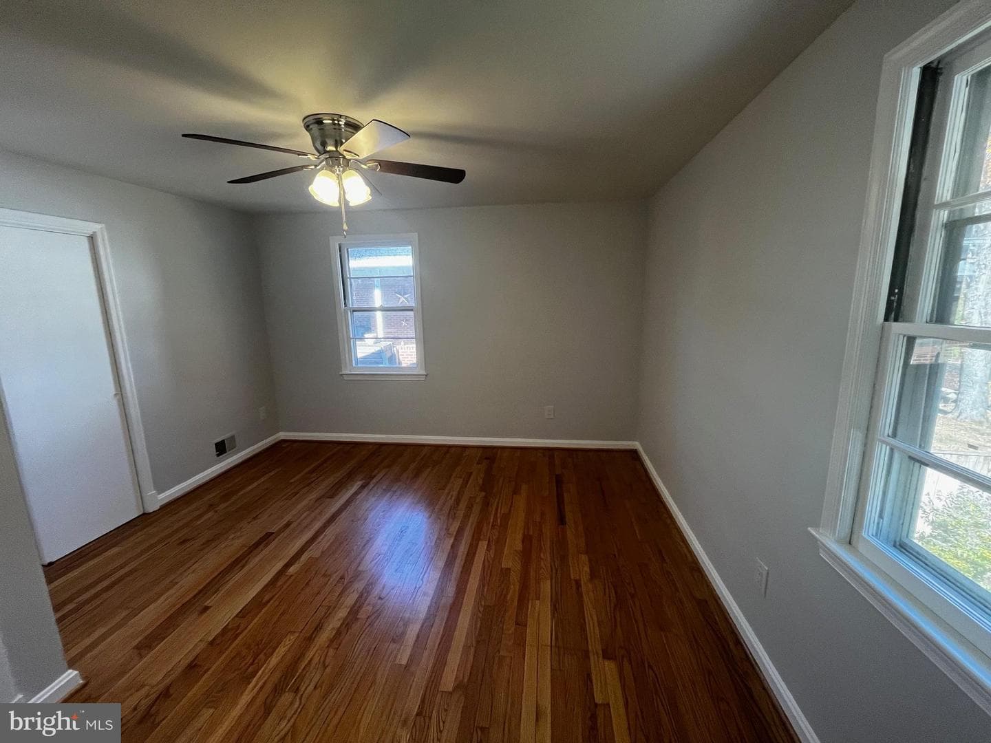 3208 Lassie Avenue photo 7