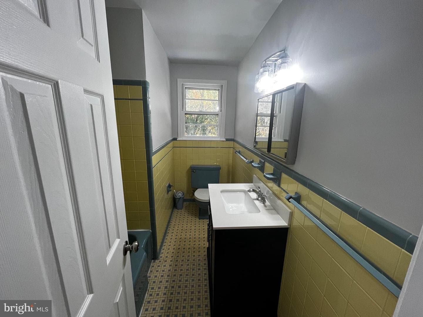 3208 Lassie Avenue photo 9