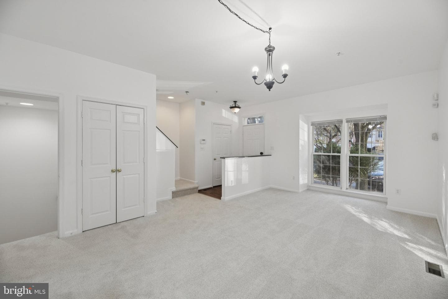 8606 Great Gorge Way photo 2