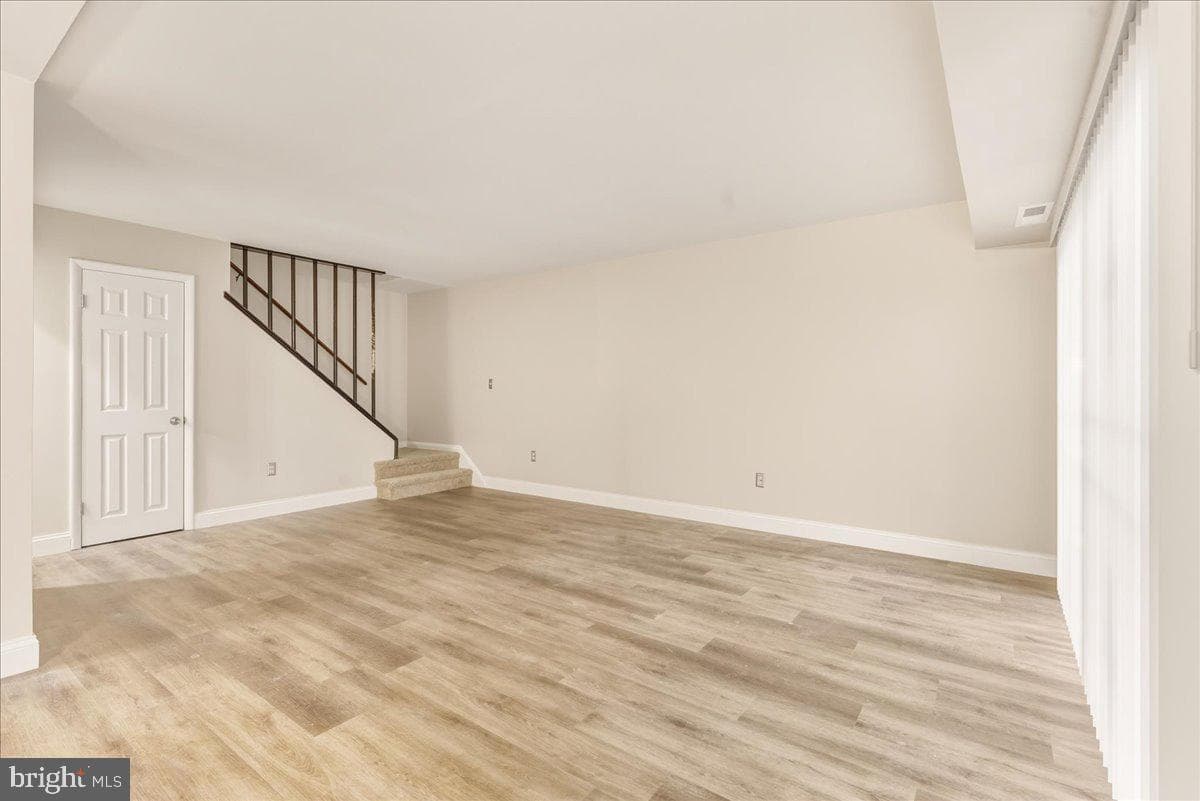 2312 Ewing Avenue #2 photo 2