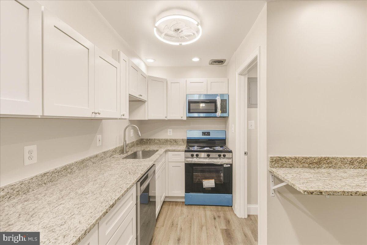 2312 Ewing Avenue #2 photo 5