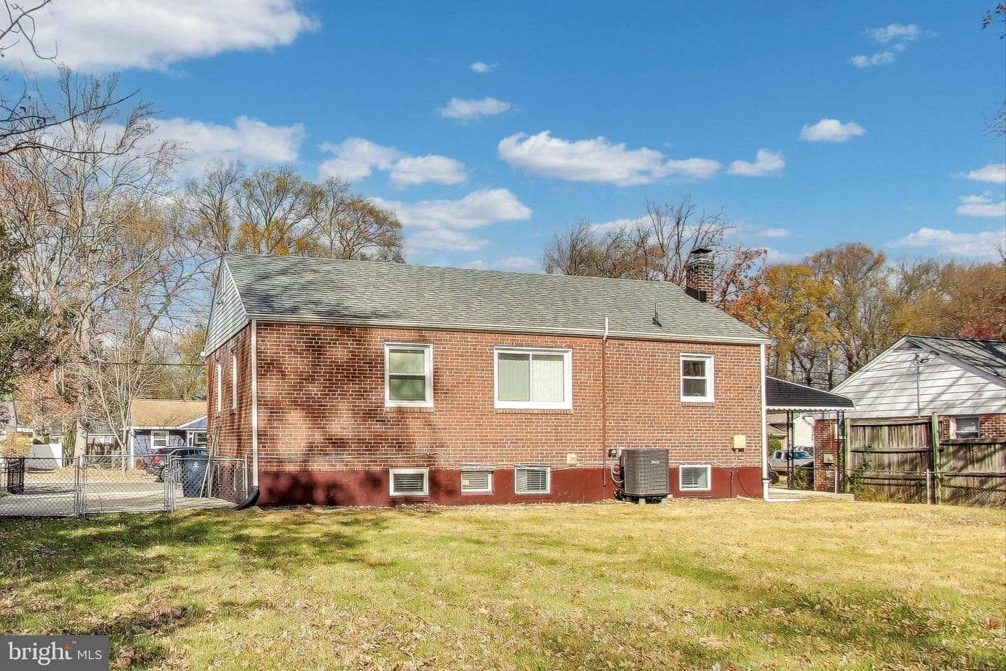 9413 Van Buren Street photo 32