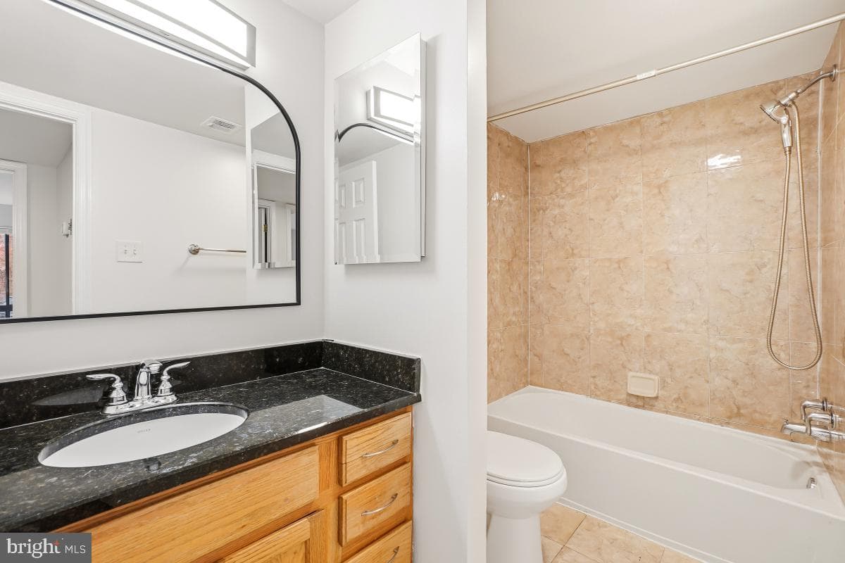 8475 Greenbelt Road photo 16