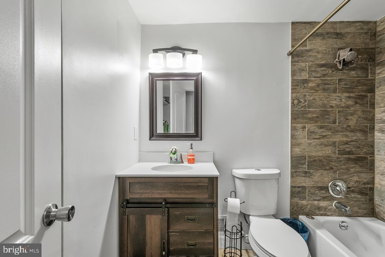 7002 Killarney photo 20