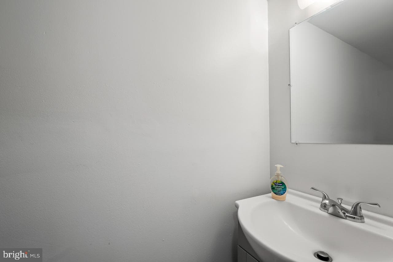 7002 Killarney photo 23