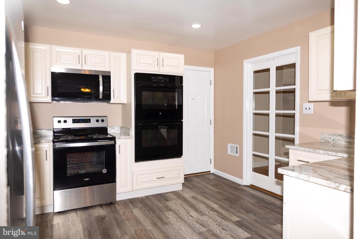 11602 Mary Catherine Drive photo 4