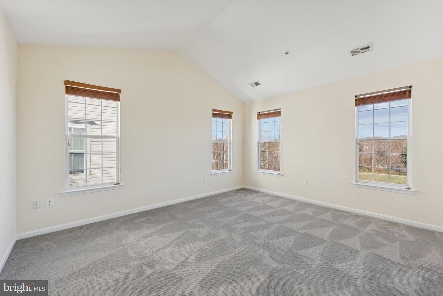 4233 Talmadge Circle photo 11
