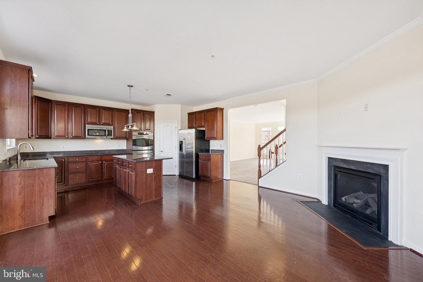 4233 Talmadge Circle photo 4