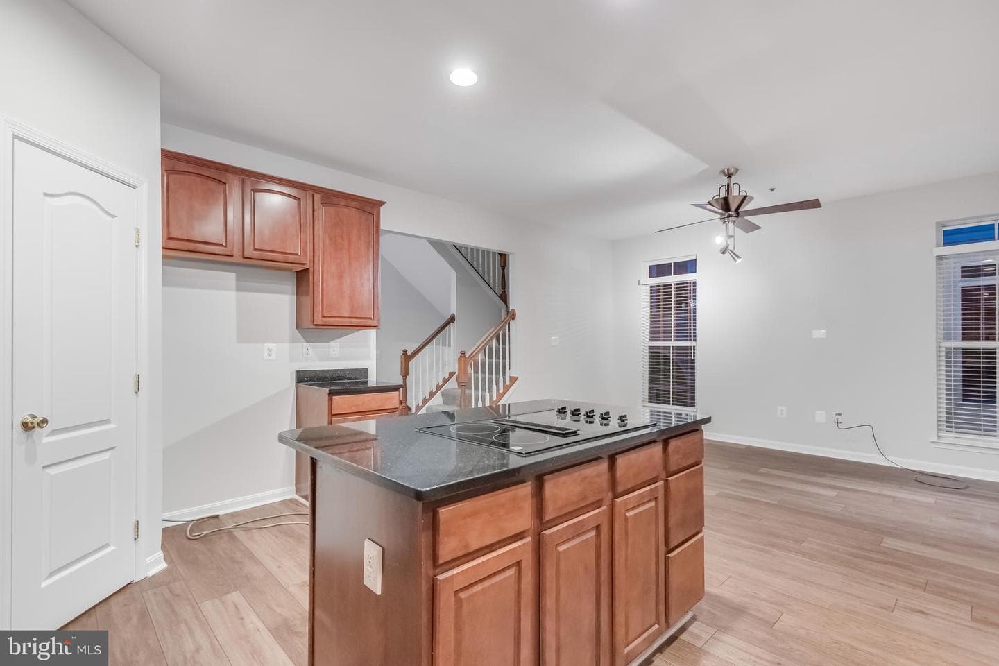 5711 Lanier Avenue photo 18