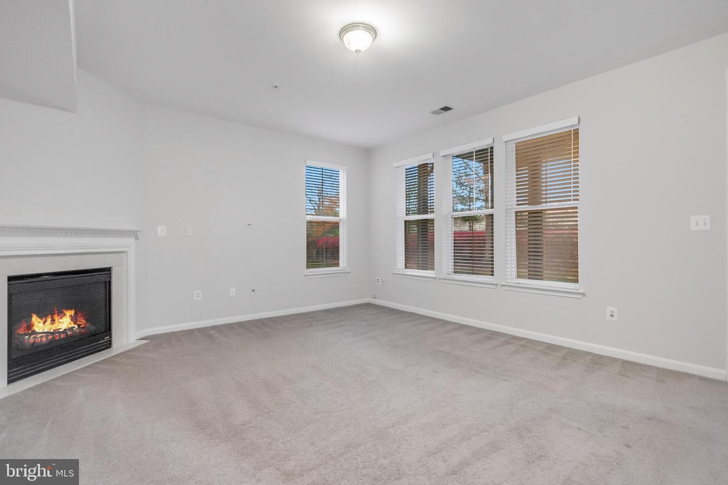 5711 Lanier Avenue photo 4