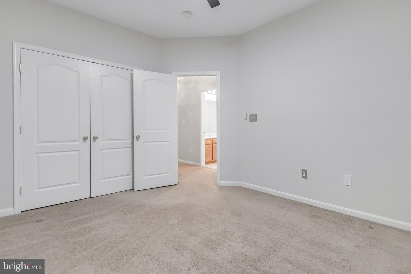 5711 Lanier Avenue photo 40