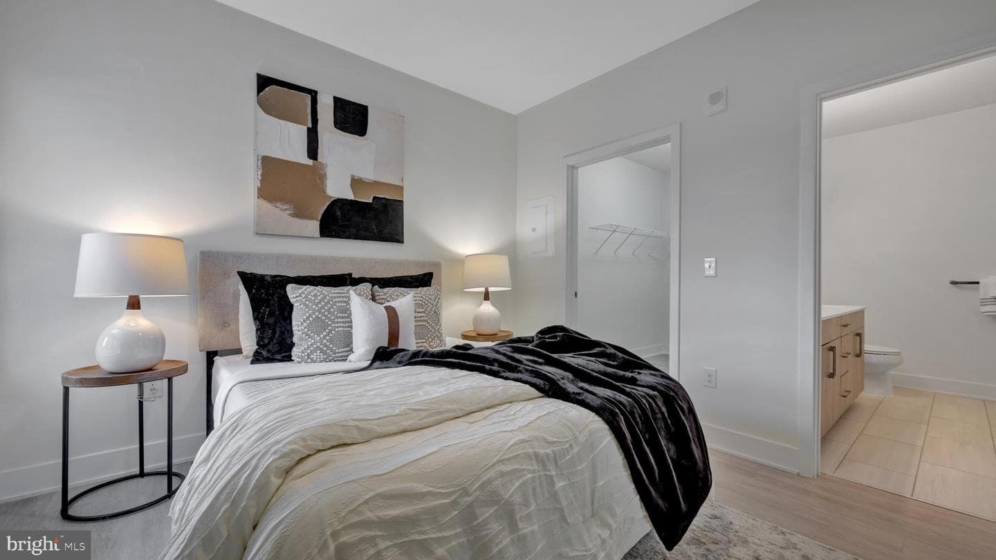 145 Riverhaven Drive #514 photo 25